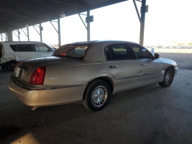 Photo 2 VIN: 1LNFM81W8WY723715 - LINCOLN TOWN CAR E 