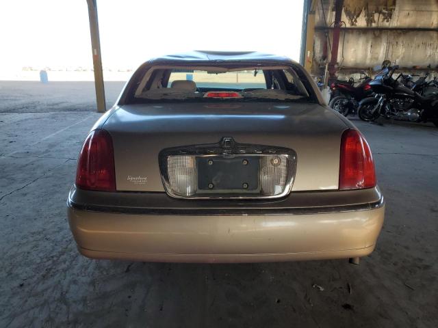 Photo 5 VIN: 1LNFM81W8WY723715 - LINCOLN TOWN CAR E 