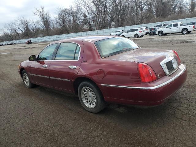 Photo 1 VIN: 1LNFM82W0WY627625 - LINCOLN TOWNCAR 