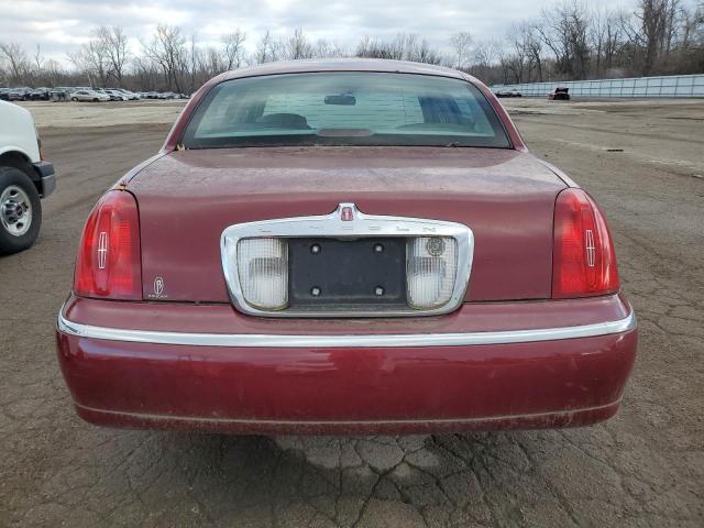 Photo 5 VIN: 1LNFM82W0WY627625 - LINCOLN TOWNCAR 