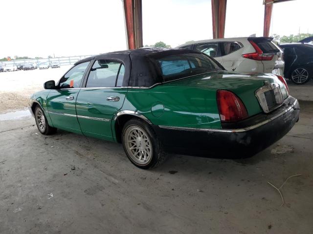 Photo 1 VIN: 1LNFM82W1WY633191 - LINCOLN TOWNCAR 