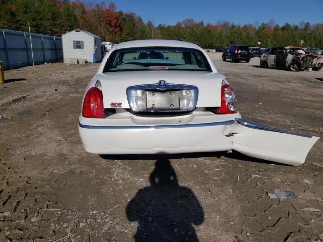 Photo 5 VIN: 1LNFM82W1XY607109 - LINCOLN TOWNCAR 