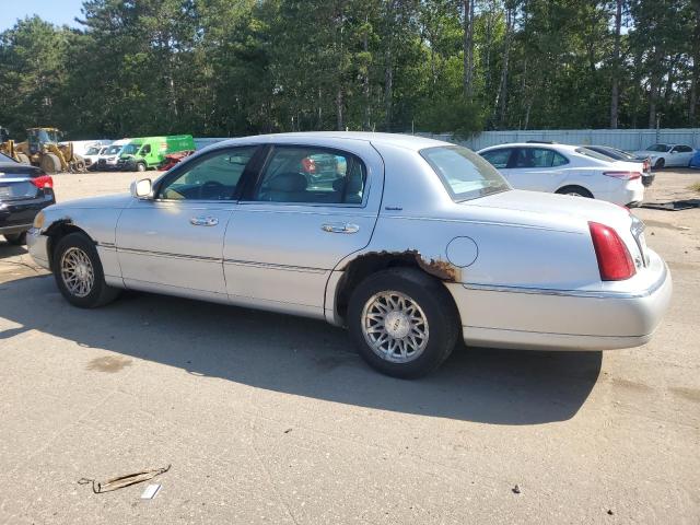 Photo 1 VIN: 1LNFM82W6XY605954 - LINCOLN TOWN CAR S 