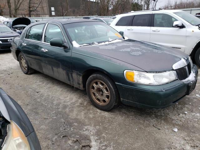 Photo 3 VIN: 1LNFM82W7WY678104 - LINCOLN TOWNCAR 