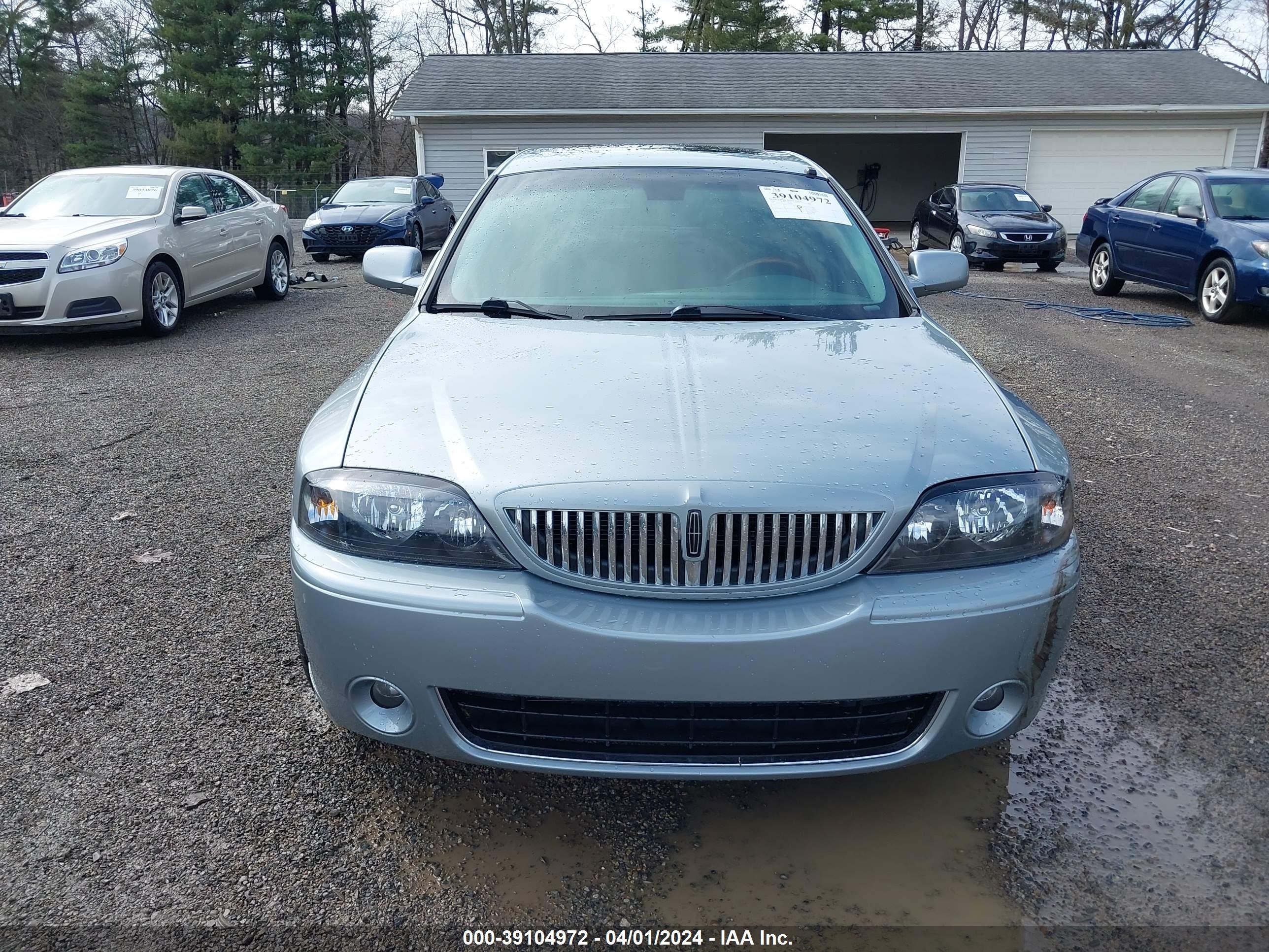 Photo 11 VIN: 1LNFM87A26Y614663 - LINCOLN LS 