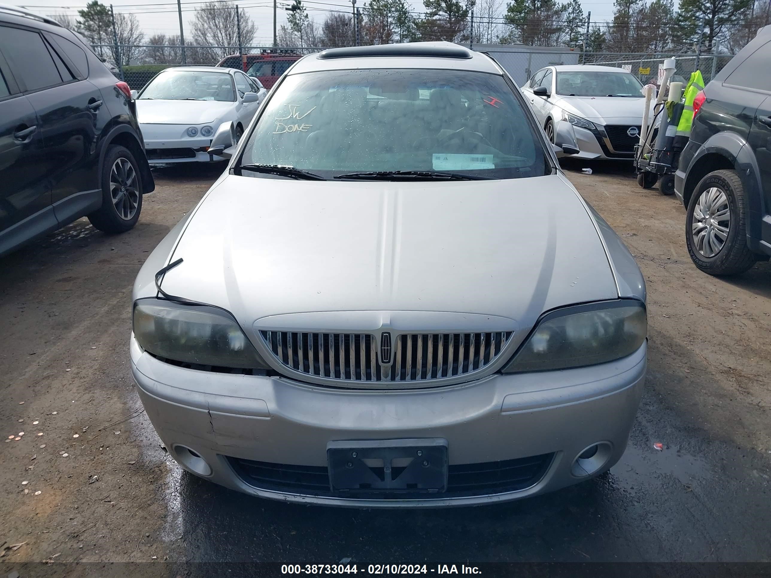 Photo 11 VIN: 1LNFM87A36Y638647 - LINCOLN LS 