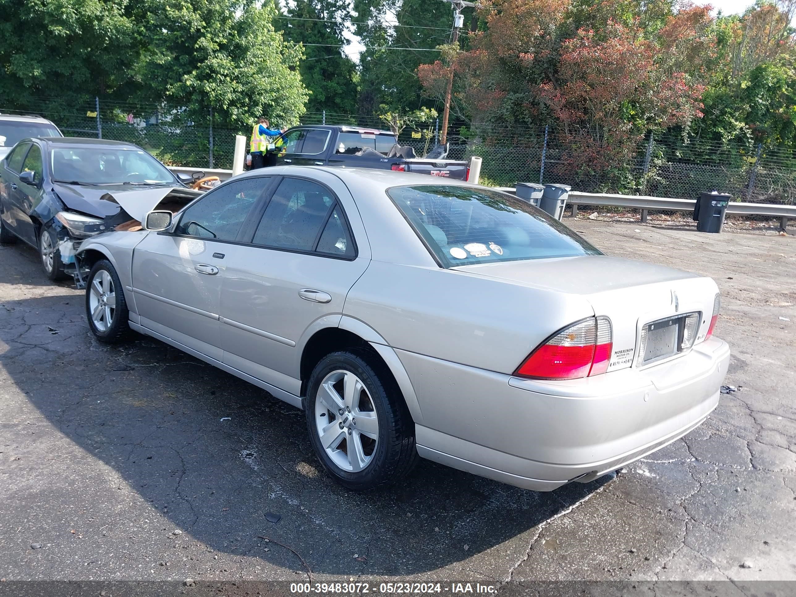 Photo 2 VIN: 1LNFM87A86Y610147 - LINCOLN LS 