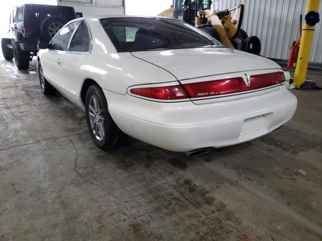 Photo 2 VIN: 1LNFM92V1WY685787 - LINCOLN MARK VIII 