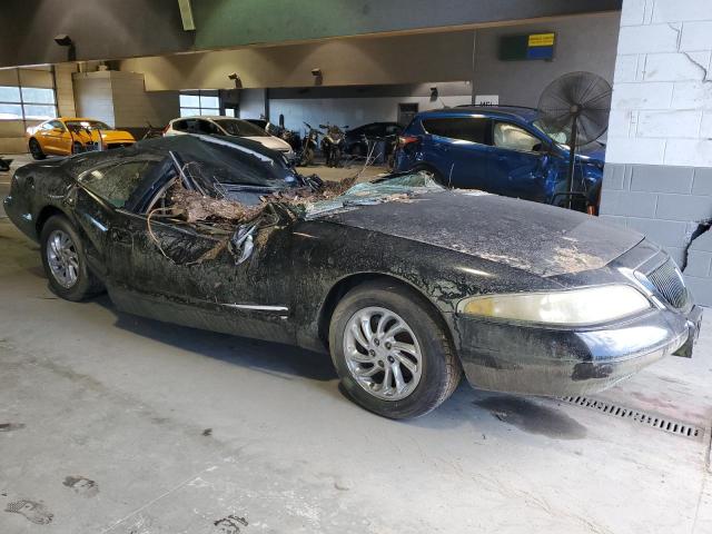 Photo 3 VIN: 1LNFM92V8WY681140 - LINCOLN MARK VIII 