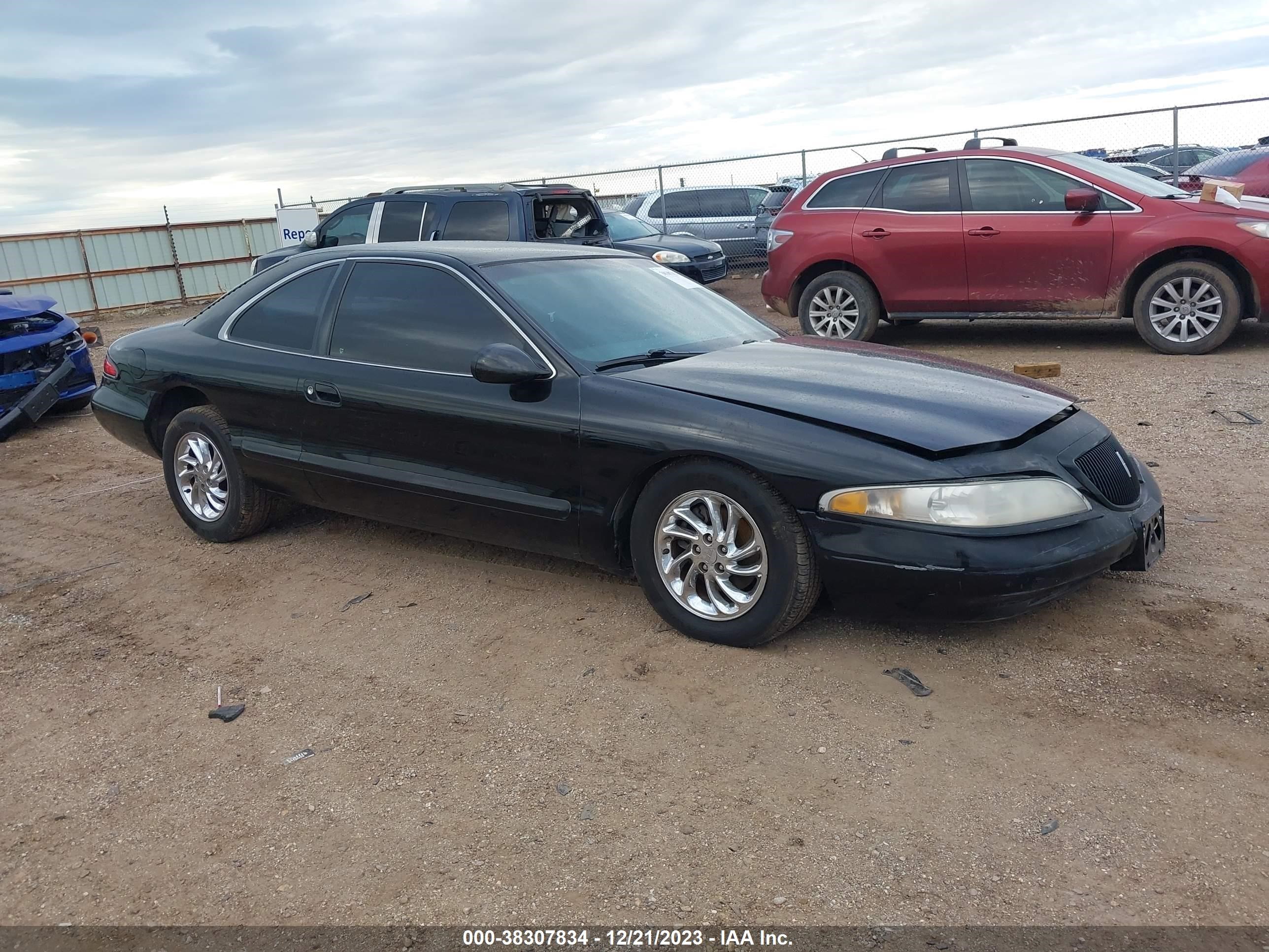 Photo 0 VIN: 1LNFM92V9WY634408 - LINCOLN MARK VIII 