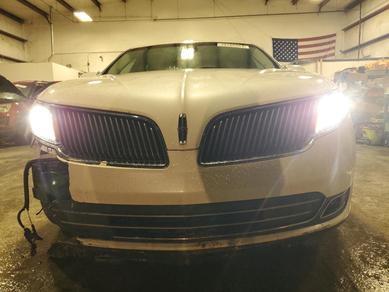 Photo 4 VIN: 1LNHL9DK1EG609425 - LINCOLN MKS 