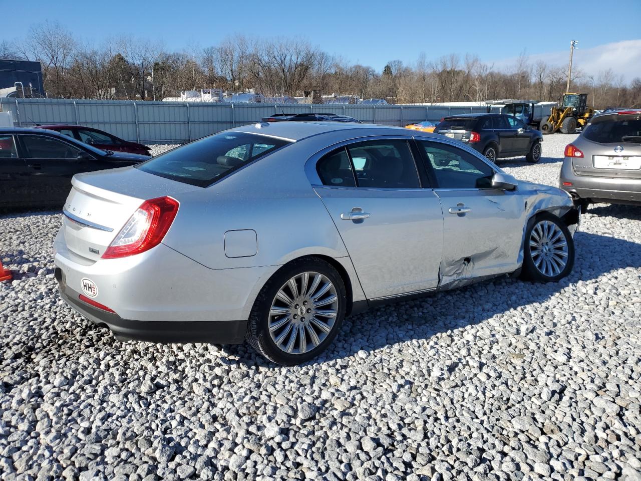 Photo 2 VIN: 1LNHL9DK1FG607496 - LINCOLN MKS 