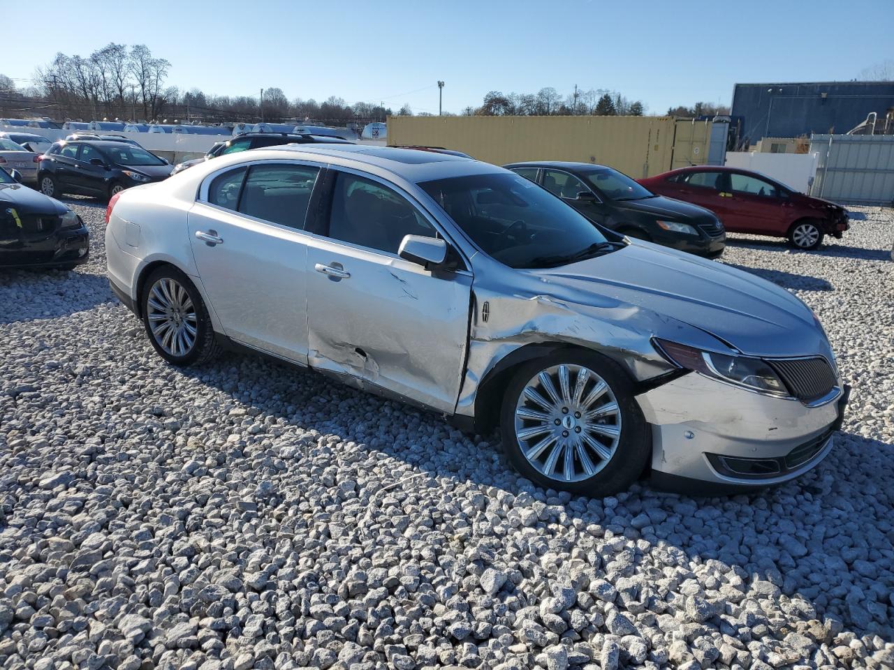 Photo 3 VIN: 1LNHL9DK1FG607496 - LINCOLN MKS 