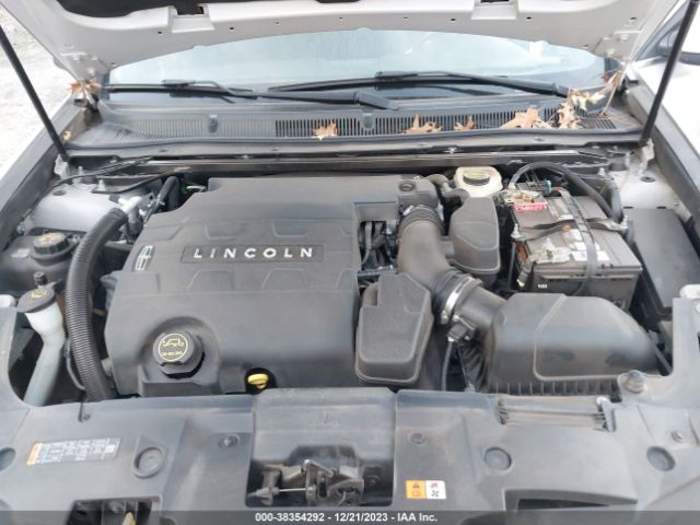 Photo 9 VIN: 1LNHL9DK3EG607482 - LINCOLN MKS 