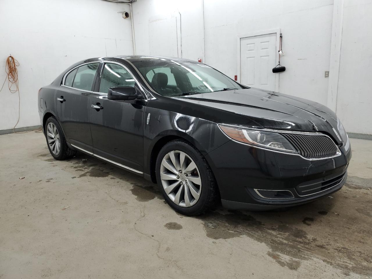 Photo 3 VIN: 1LNHL9DK5DG607921 - LINCOLN MKS 