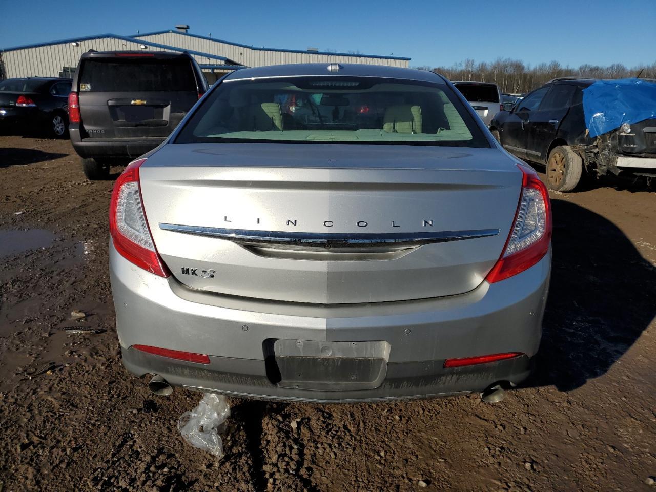 Photo 5 VIN: 1LNHL9DK8GG600479 - LINCOLN MKS 