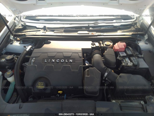 Photo 9 VIN: 1LNHL9DK9EG600973 - LINCOLN MKS 