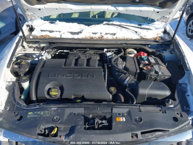 Photo 9 VIN: 1LNHL9DR1AG606533 - LINCOLN MKS 