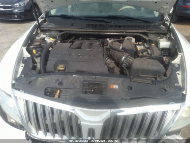 Photo 9 VIN: 1LNHL9DR3AG606212 - LINCOLN MKS 