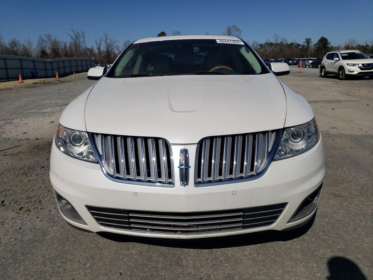 Photo 4 VIN: 1LNHL9DR3CG805781 - LINCOLN MKS 