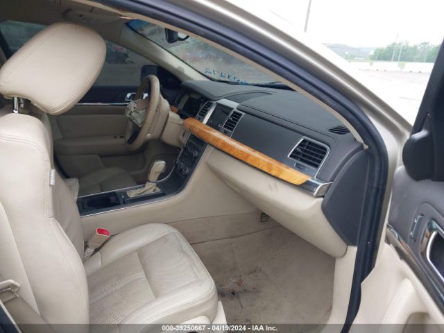 Photo 4 VIN: 1LNHL9DR4BG603272 - LINCOLN MKS 