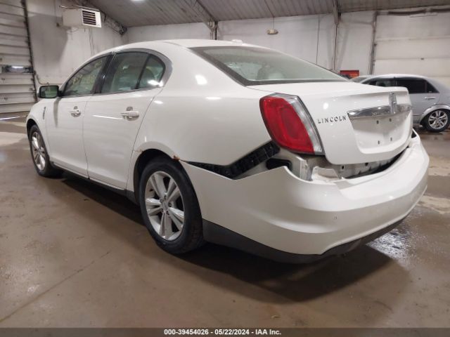 Photo 2 VIN: 1LNHL9DR5AG604851 - LINCOLN MKS 