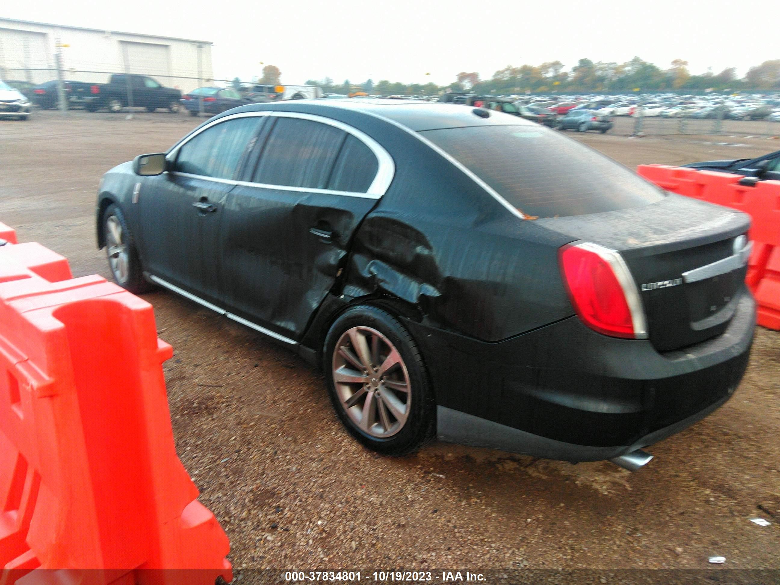 Photo 2 VIN: 1LNHL9DR6BG600356 - LINCOLN MKS 