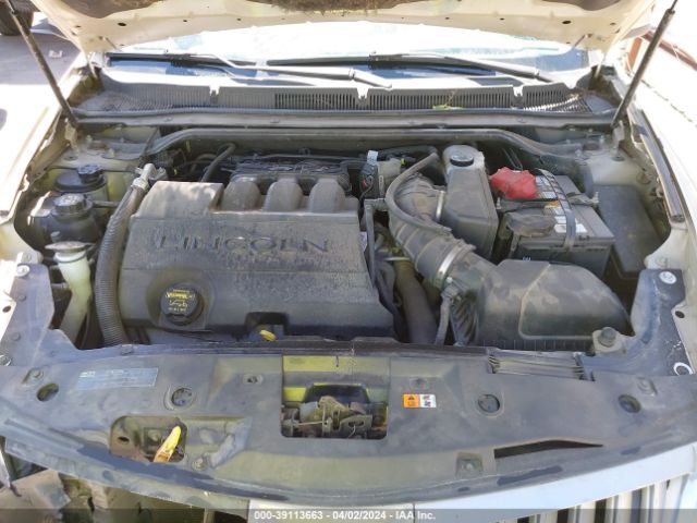 Photo 9 VIN: 1LNHL9DR7AG611171 - LINCOLN MKS 