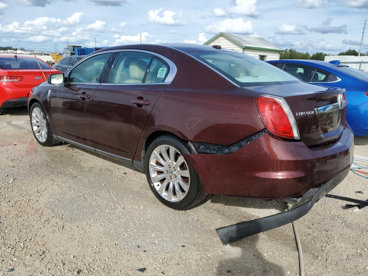 Photo 1 VIN: 1LNHL9DR8AG611700 - LINCOLN MKS 