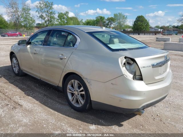 Photo 2 VIN: 1LNHL9DR8AG614502 - LINCOLN MKS 