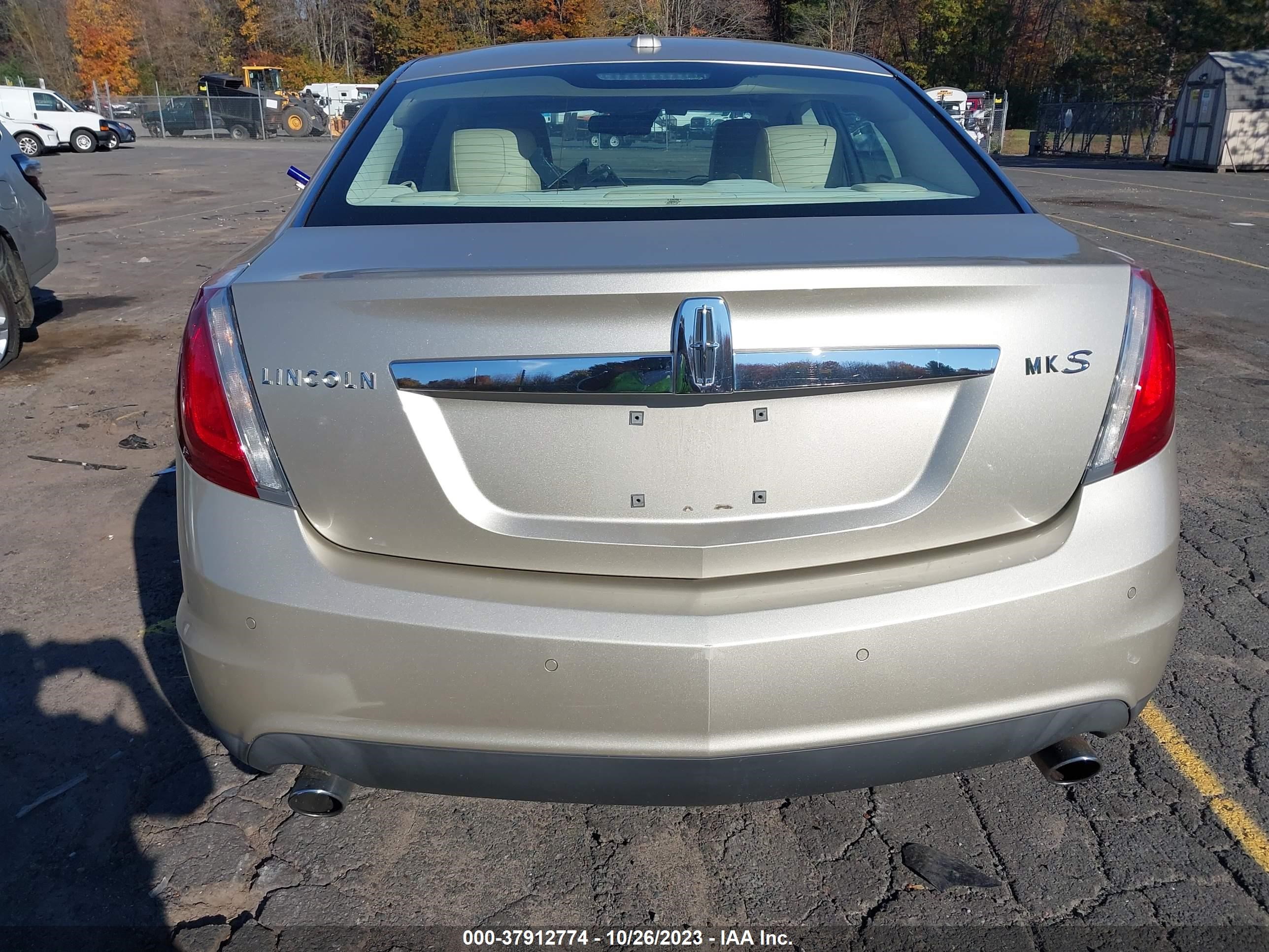 Photo 16 VIN: 1LNHL9DRXAG607230 - LINCOLN MKS 