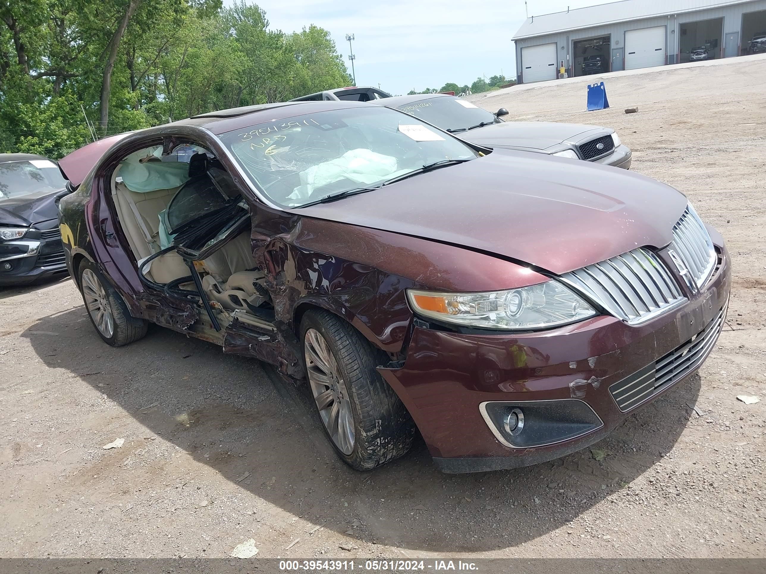 Photo 0 VIN: 1LNHL9DRXCG802389 - LINCOLN MKS 