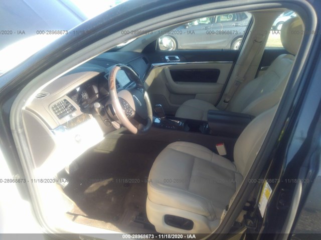 Photo 4 VIN: 1LNHL9EK0EG606532 - LINCOLN MKS 