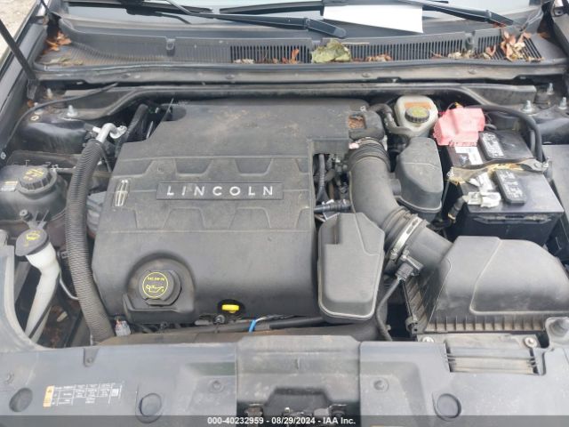 Photo 9 VIN: 1LNHL9EK8FG607767 - LINCOLN MKS 