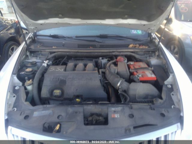 Photo 9 VIN: 1LNHL9ER0AG615013 - LINCOLN MKS 