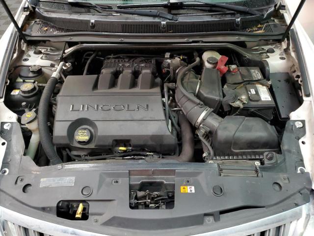 Photo 10 VIN: 1LNHL9ER1BG600196 - LINCOLN MKS 