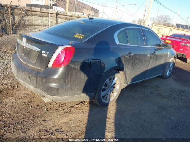 Photo 3 VIN: 1LNHL9ER1BG610095 - LINCOLN MKS 