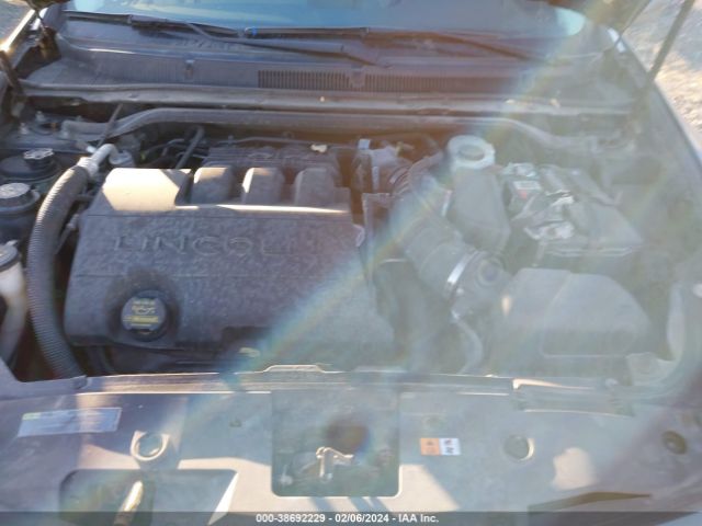 Photo 9 VIN: 1LNHL9ER1BG610095 - LINCOLN MKS 