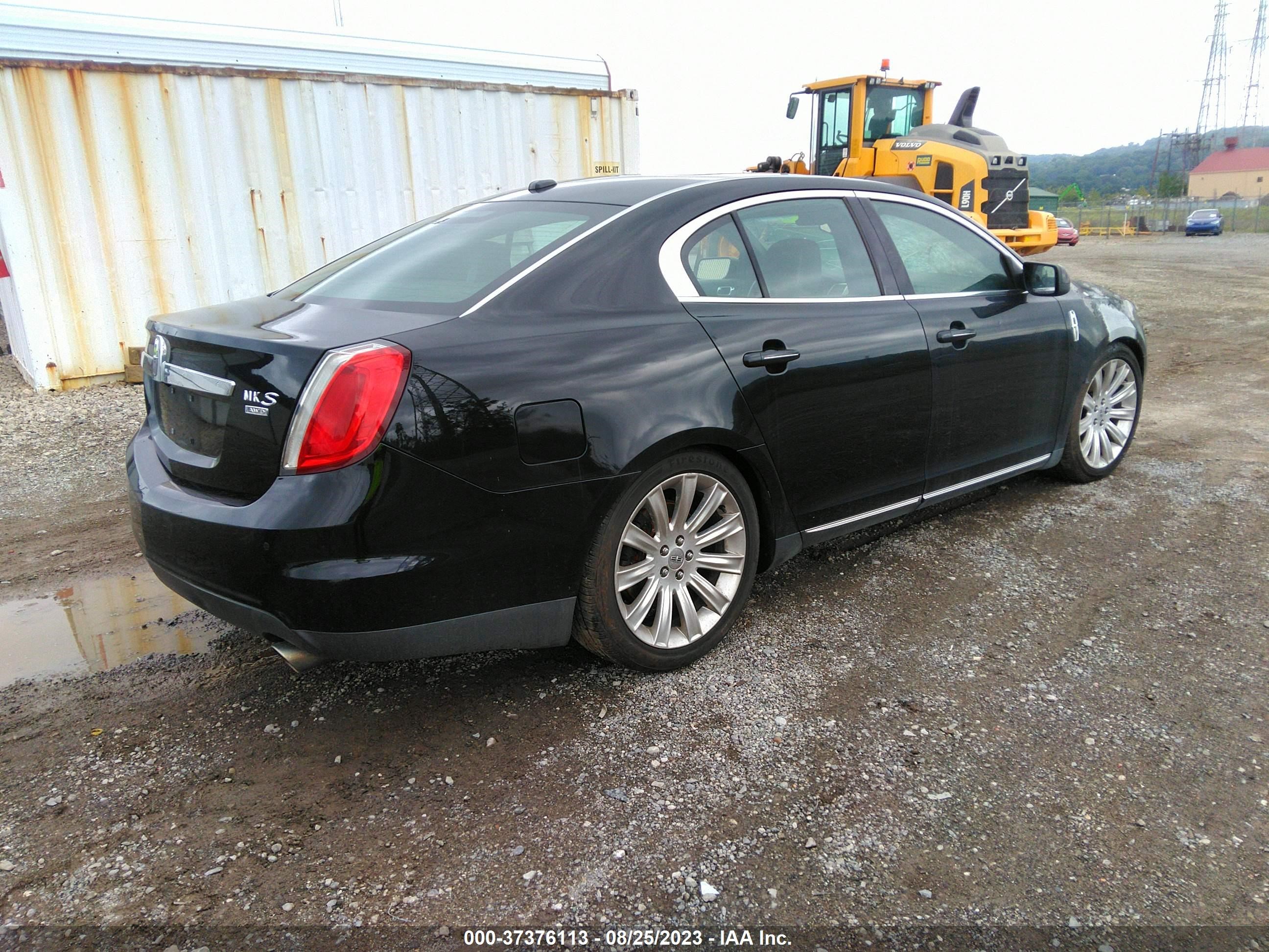 Photo 3 VIN: 1LNHL9ER1CG801386 - LINCOLN MKS 