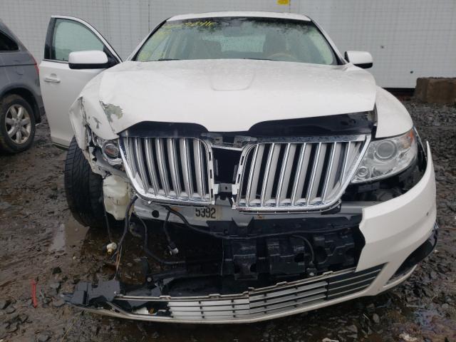 Photo 8 VIN: 1LNHL9ER2AG607415 - LINCOLN MKS 