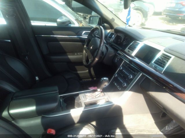 Photo 4 VIN: 1LNHL9ER5AG607666 - LINCOLN MKS 