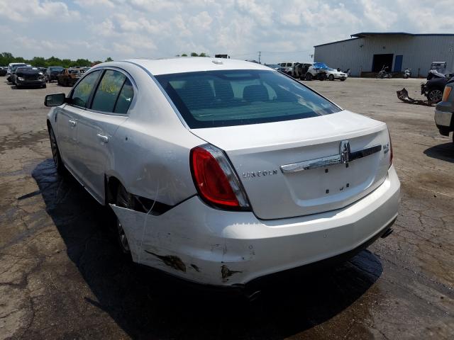 Photo 2 VIN: 1LNHL9ER5BG605465 - LINCOLN MKS 