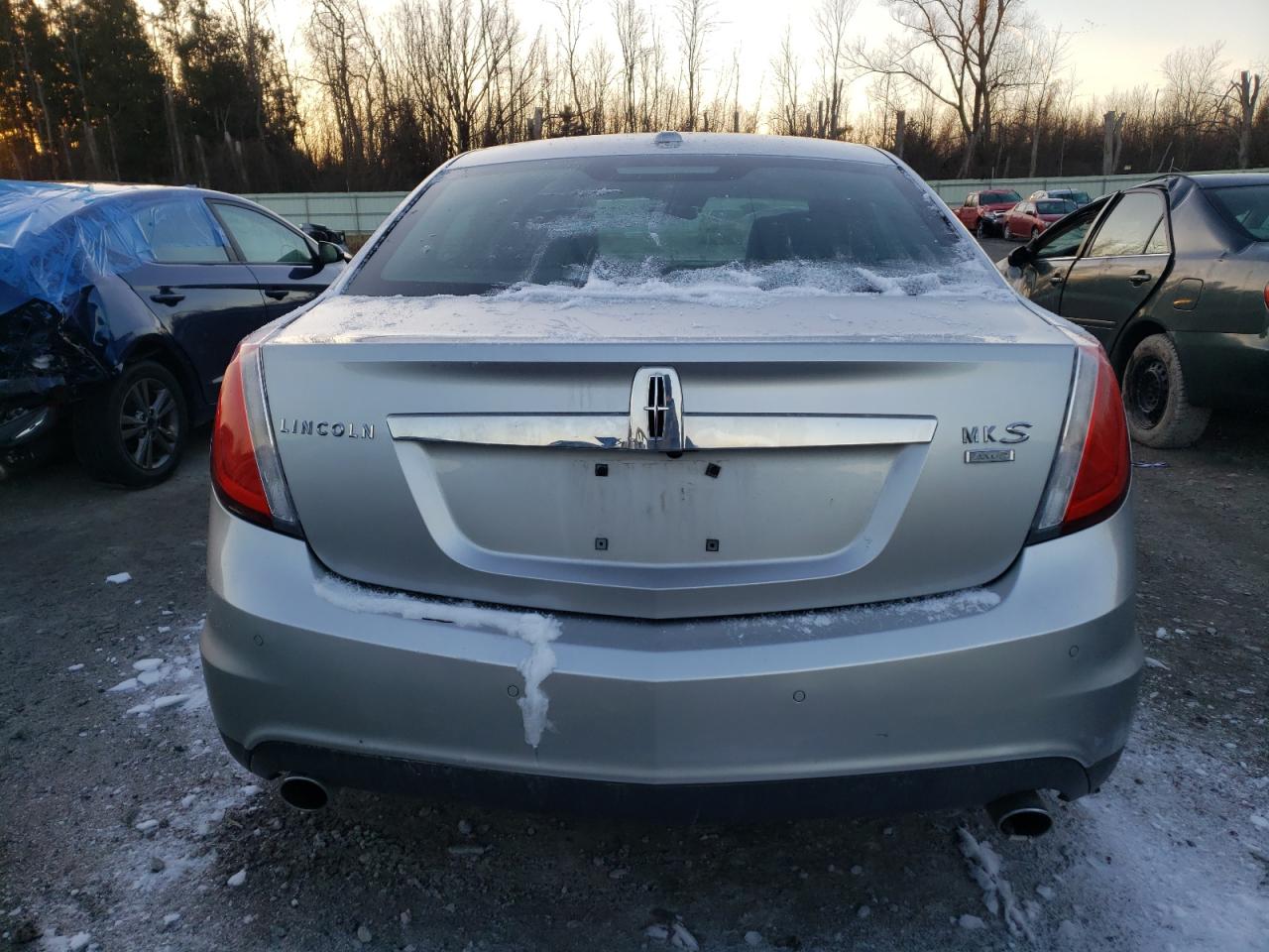 Photo 5 VIN: 1LNHL9ER5CG805425 - LINCOLN MKS 