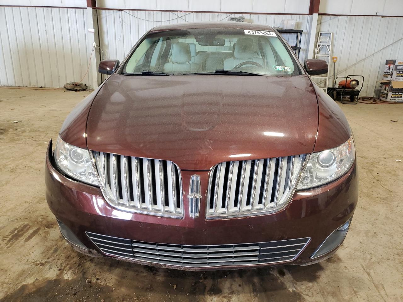 Photo 4 VIN: 1LNHL9ER7CG807273 - LINCOLN MKS 