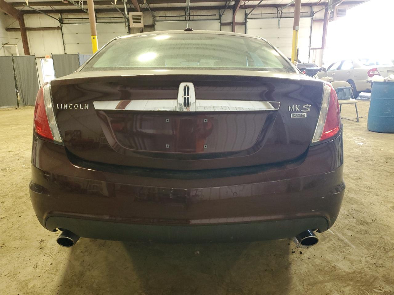 Photo 5 VIN: 1LNHL9ER7CG807273 - LINCOLN MKS 