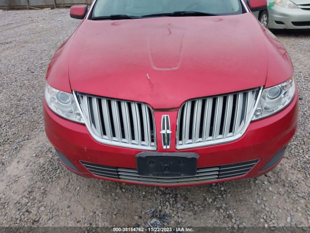 Photo 5 VIN: 1LNHL9ERXAG600633 - LINCOLN MKS 