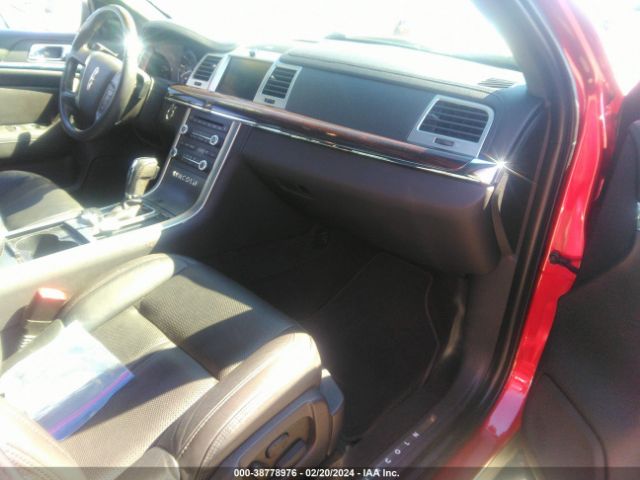 Photo 4 VIN: 1LNHL9ERXAG603855 - LINCOLN MKS 