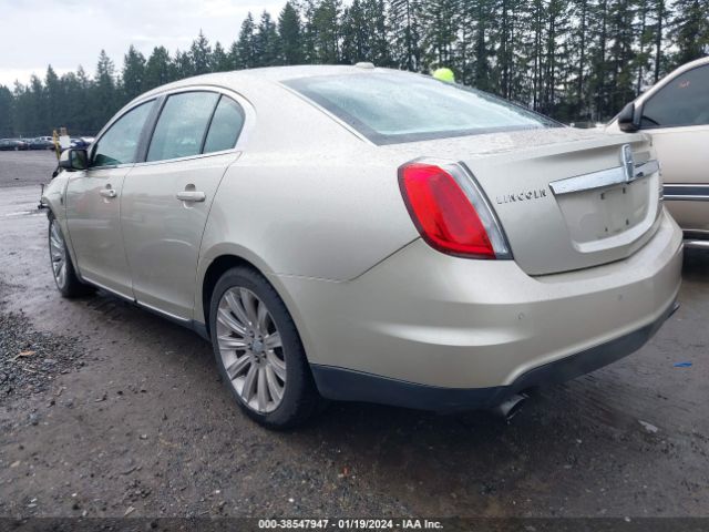 Photo 2 VIN: 1LNHL9FT0BG610292 - LINCOLN MKS 