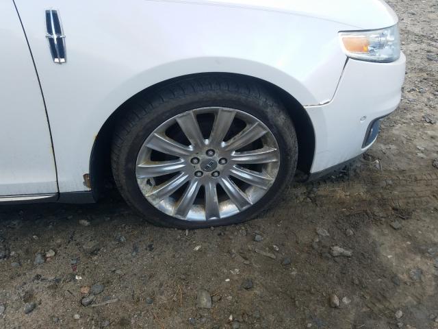 Photo 8 VIN: 1LNHL9FT2AG607280 - LINCOLN MKS 