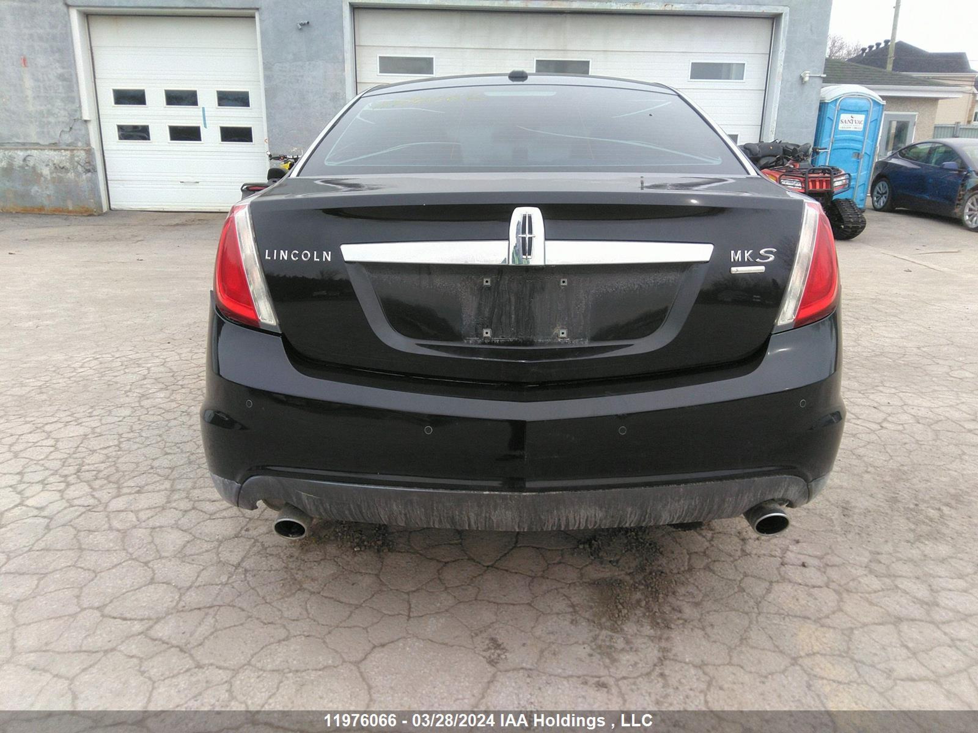 Photo 15 VIN: 1LNHL9FT4AG608169 - LINCOLN MKS 